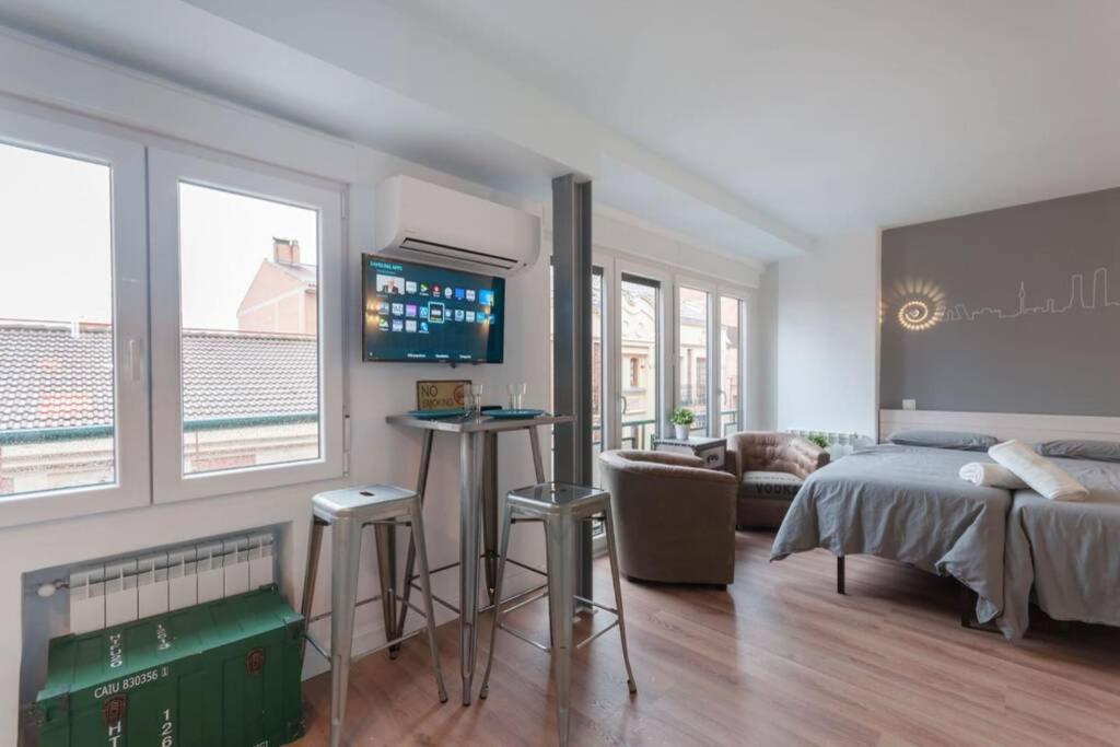 Studio City Centre-Atocha-Delicias-WiFi,A/C *