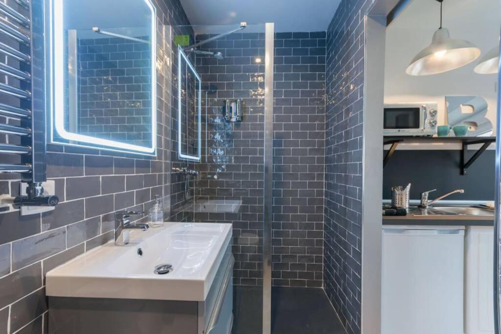Studio City Centre-Atocha-Delicias-WiFi,A/C Apartamento Madrid